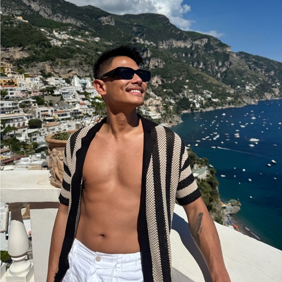 Meet your Posher, Prince - Picture 6 of 7